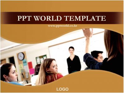 학생들 선생님 PPT 템플릿 수업 모습이 있는 템플릿_슬라이드1