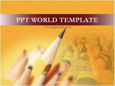 교실 책상 PPT 템플릿 연필과 학생들이 있는 템플릿_슬라이드1