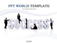 노트북 사람 PPT 템플릿 성공과 비즈니스_슬라이드1